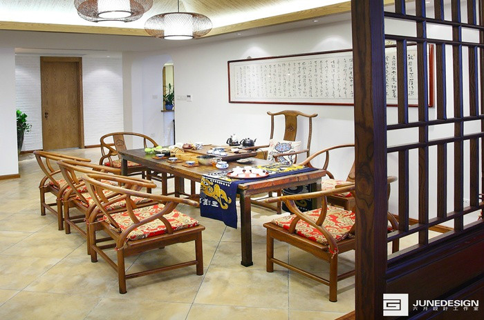 怡湖花庭 閑云雅居中式范