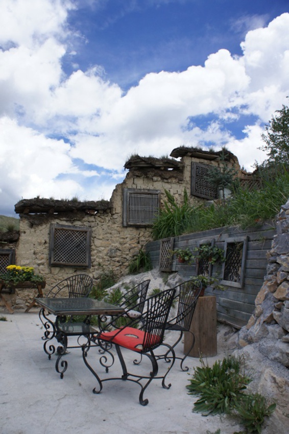 圣地氣息 云南香格里拉花間堂圣地藝術空間