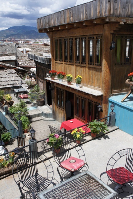 圣地氣息 云南香格里拉花間堂圣地藝術空間